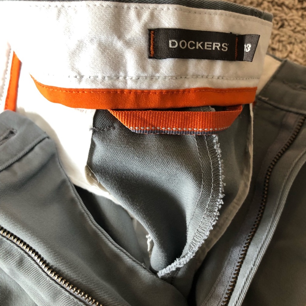 Men’s grey dress pants